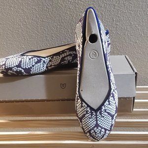 Rothys Wisteria Flate Size 8.